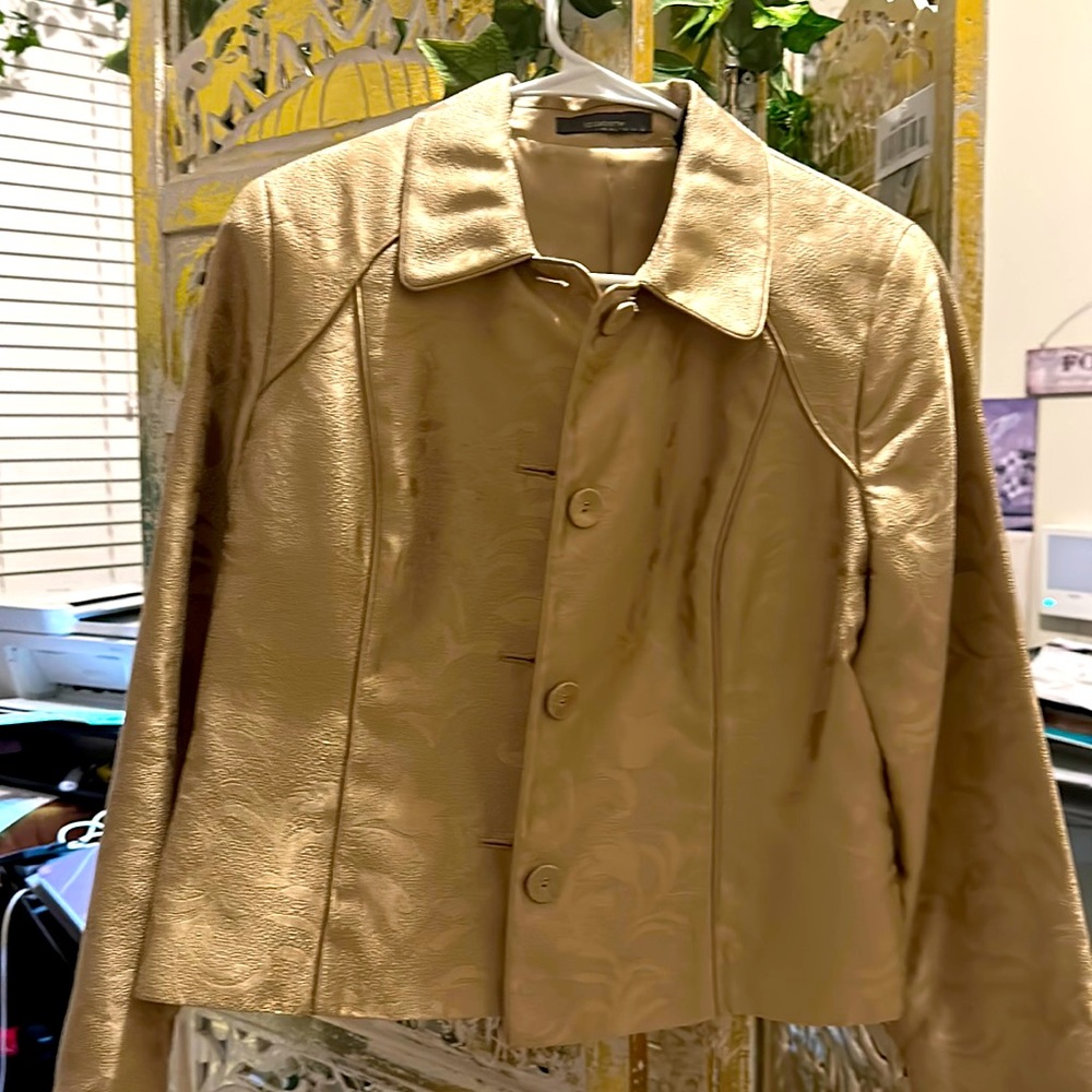 Liz Claiborne 5 button gold jacket